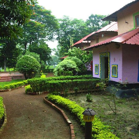 Hotel Raktokorobi Karu Gram Sri Niketan Exteriér fotografie