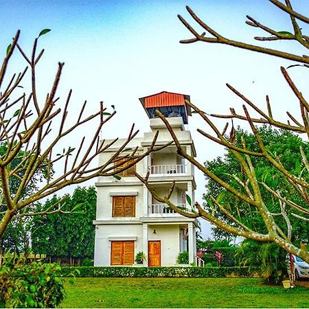 Hotel Raktokorobi Karu Gram Sri Niketan Exteriér fotografie