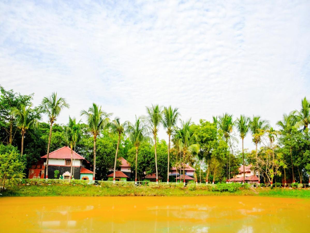 Hotel Raktokorobi Karu Gram Sri Niketan Exteriér fotografie