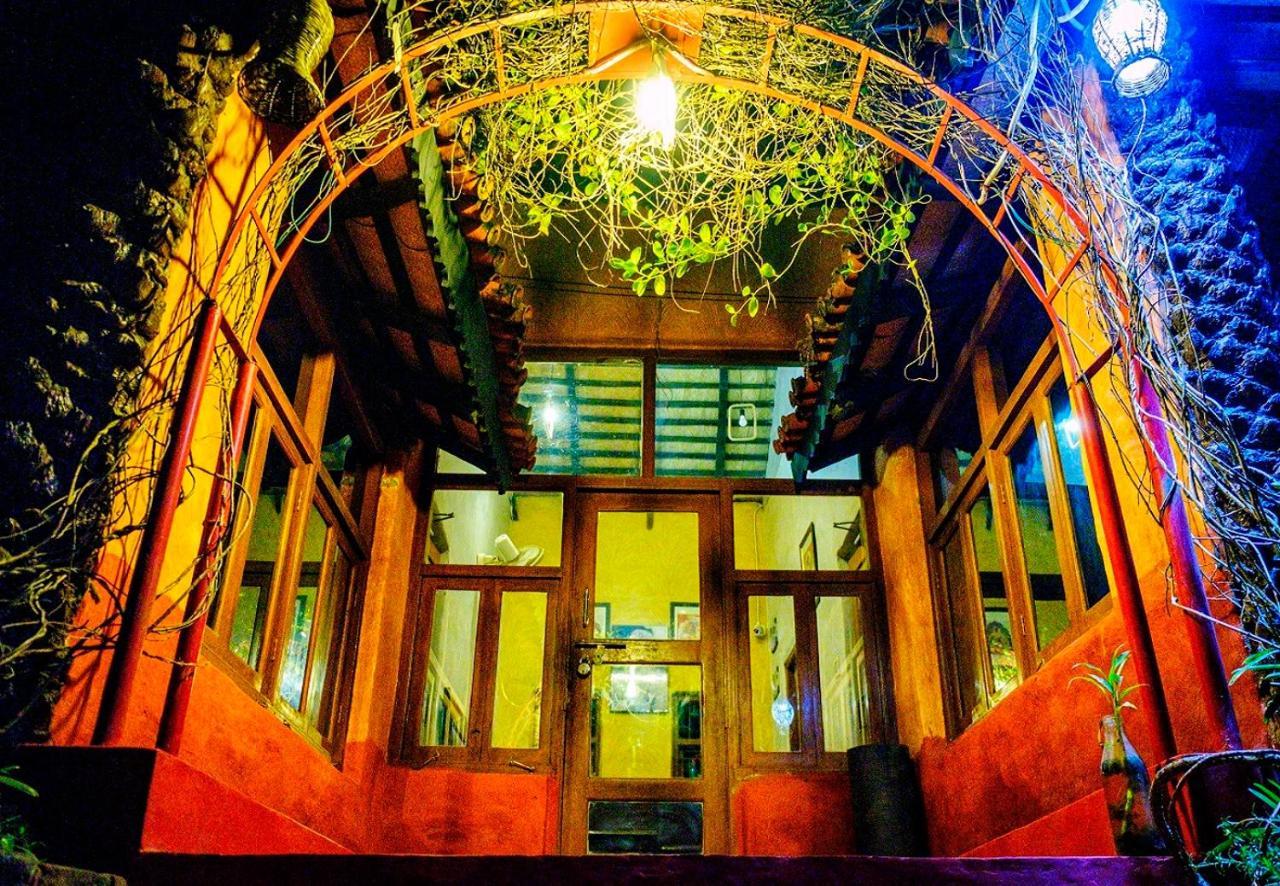 Hotel Raktokorobi Karu Gram Sri Niketan Exteriér fotografie