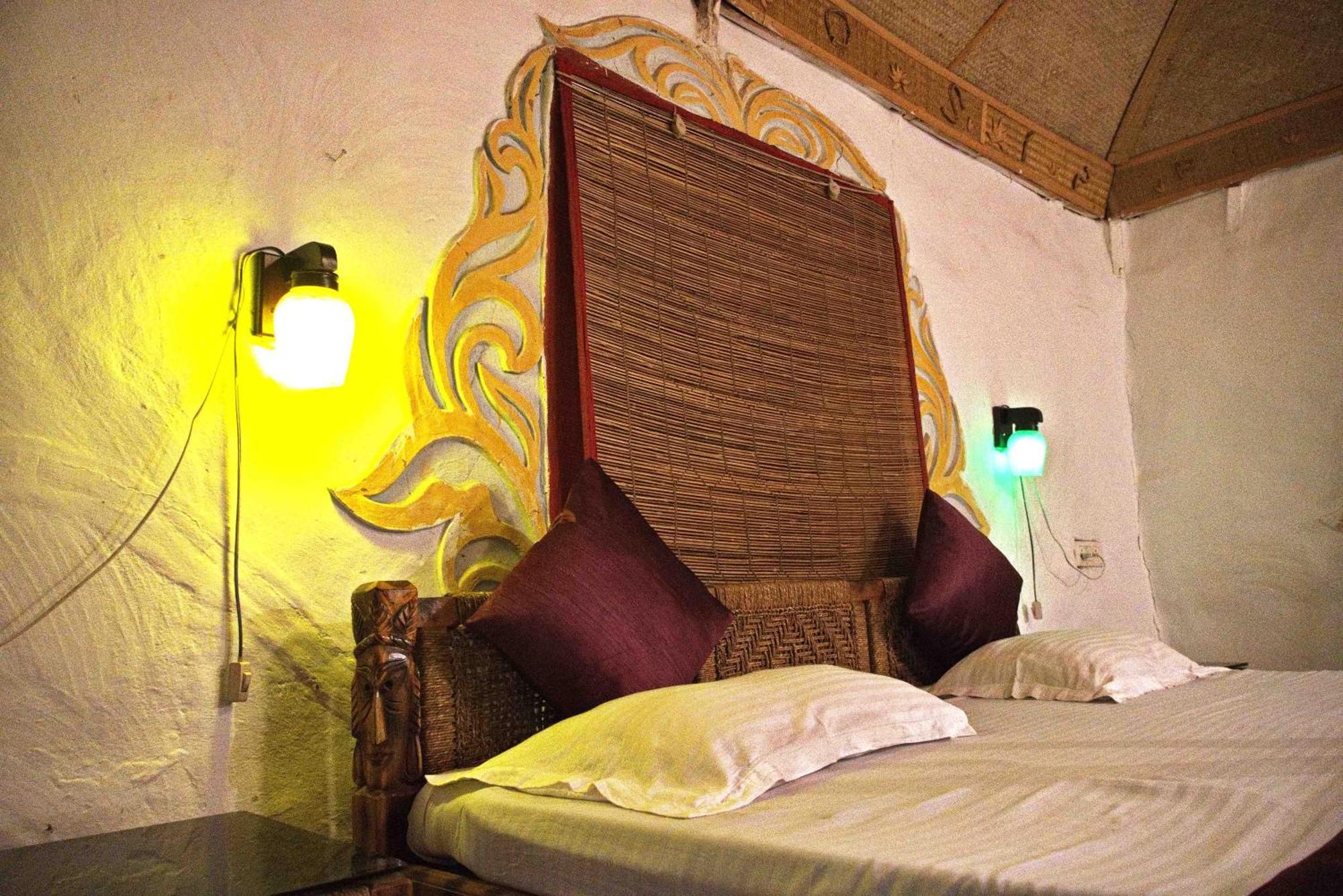 Hotel Raktokorobi Karu Gram Sri Niketan Exteriér fotografie